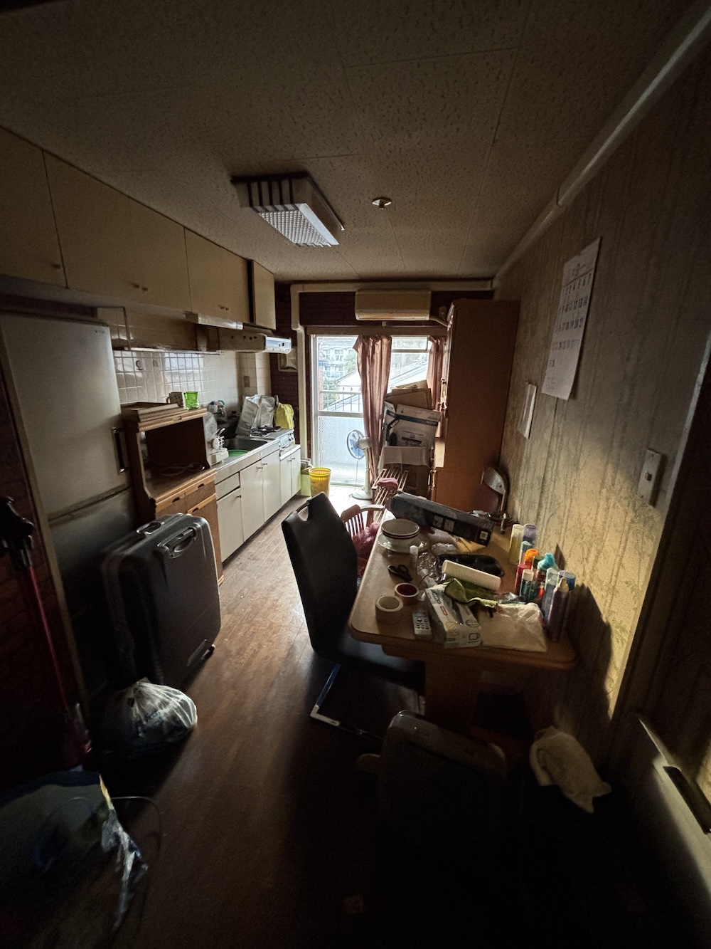 福岡市中央区｜ご親族からの依頼にて家財整理作業と貴重品探し、仕分け、積み込みのお手伝い（Before）